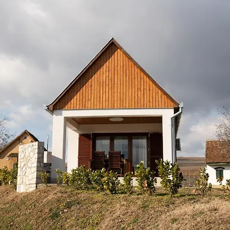 Valoné Villány